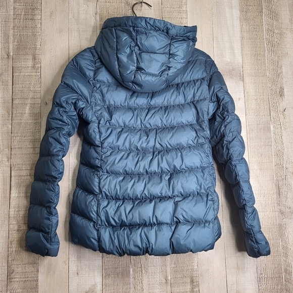 Uniqlo Ultra Light Down Blue Puffer Jacket. Size XXS - Picture 5 of 9